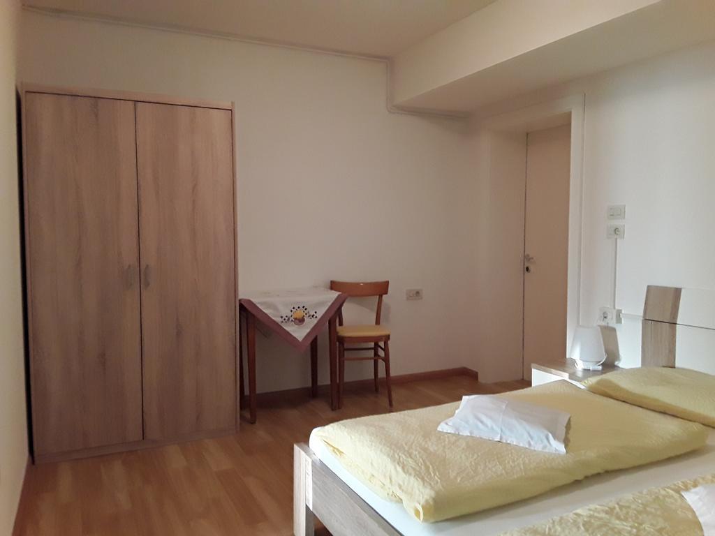 Hotel Haselried 蒂鲁罗 外观 照片